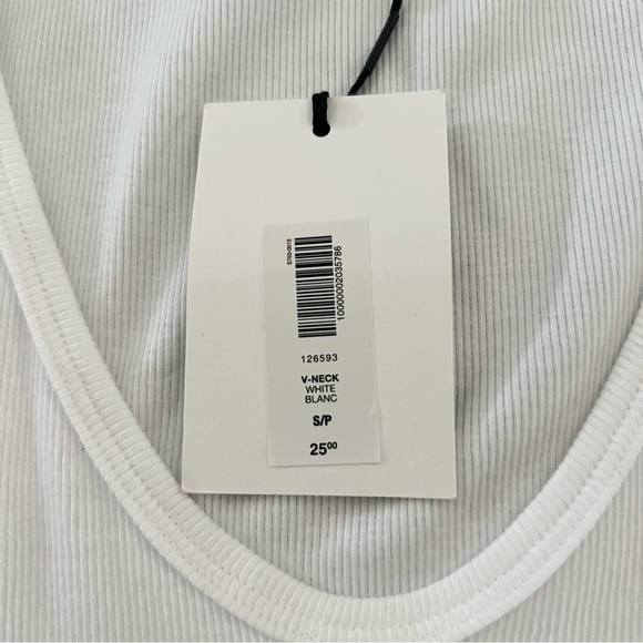 SOLD 🛑 Aritzia HomeStretch™ Rib V-Neck Tank NWT - Picture 7 of 8